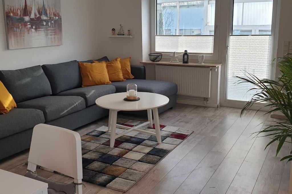 Charmante Haushaelfte Mit Garten Und Terrasse Flensburgo Esterno foto