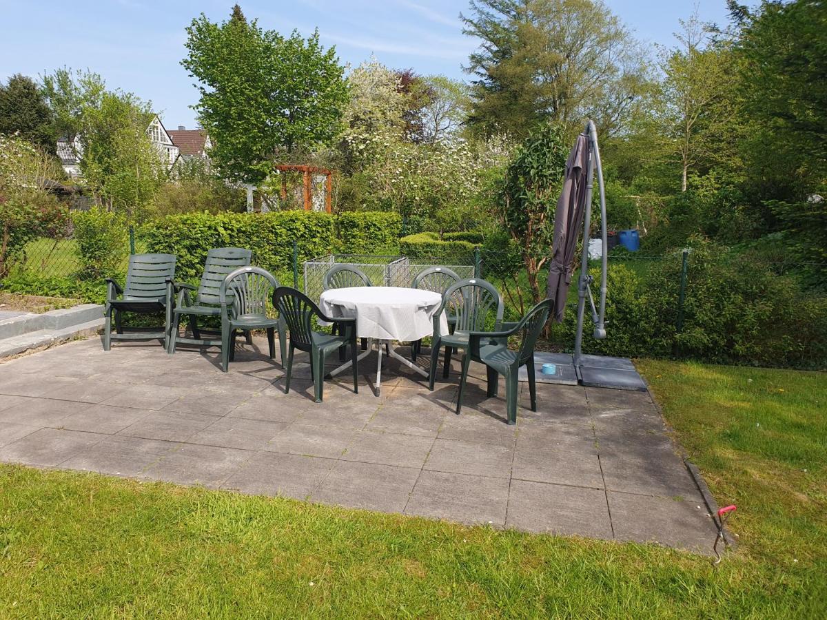 Charmante Haushaelfte Mit Garten Und Terrasse Flensburgo Esterno foto